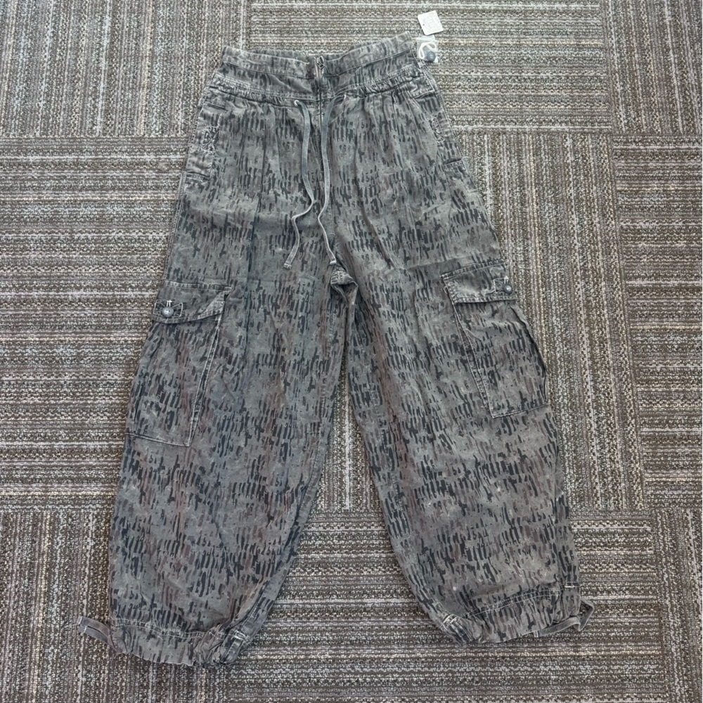 Free People | Fly Away Parachute Pants Sz2 NWT